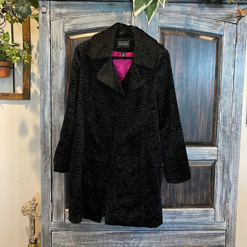 Ladies Evening Jacket By White House/ Black Market.